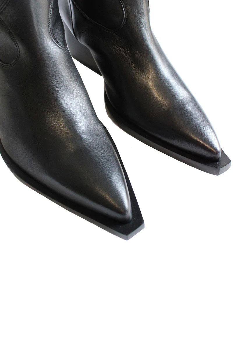 ANNIE BOOTS IN BLACK - Image 4