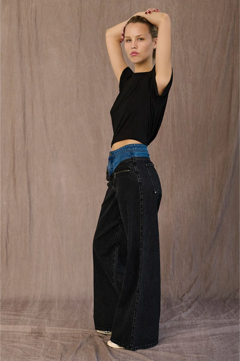 AVA JEAN IN DOYERS ST - Image 5