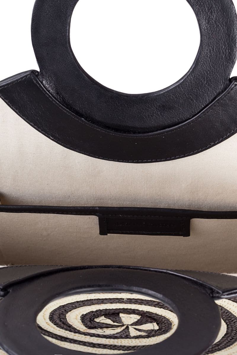 BLACK ZENÚ LARGE LEATHER AND CAÑA FLECHA BAG - Image 3