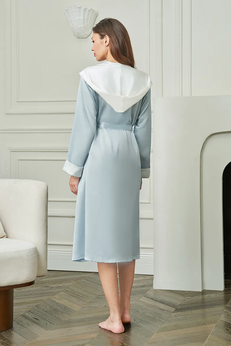 CALLA WOMEN'S HOODED BATHROBE IN BLUE - Image 4