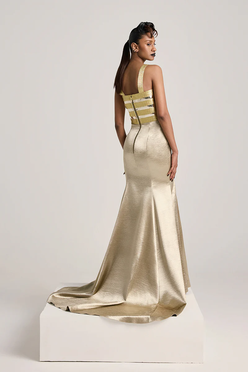 METALLIC GOLD FISHTAIL GOWN - Image 3