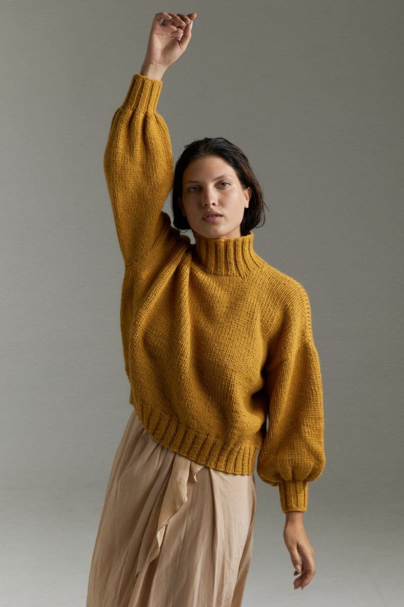 MUSTARD EVE MIDI TURTLENECK SWEATER - Image 3