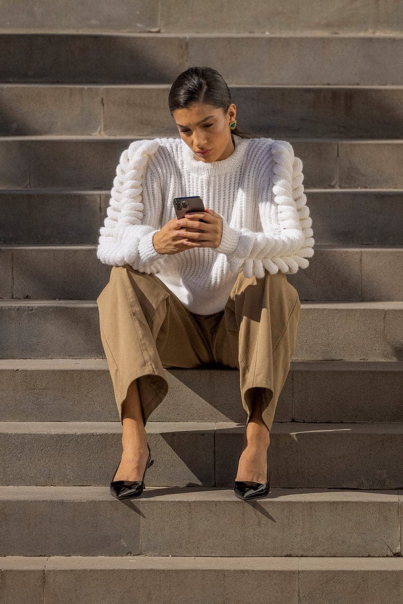 TURTLENECK WHITE SWEATER - Image 6