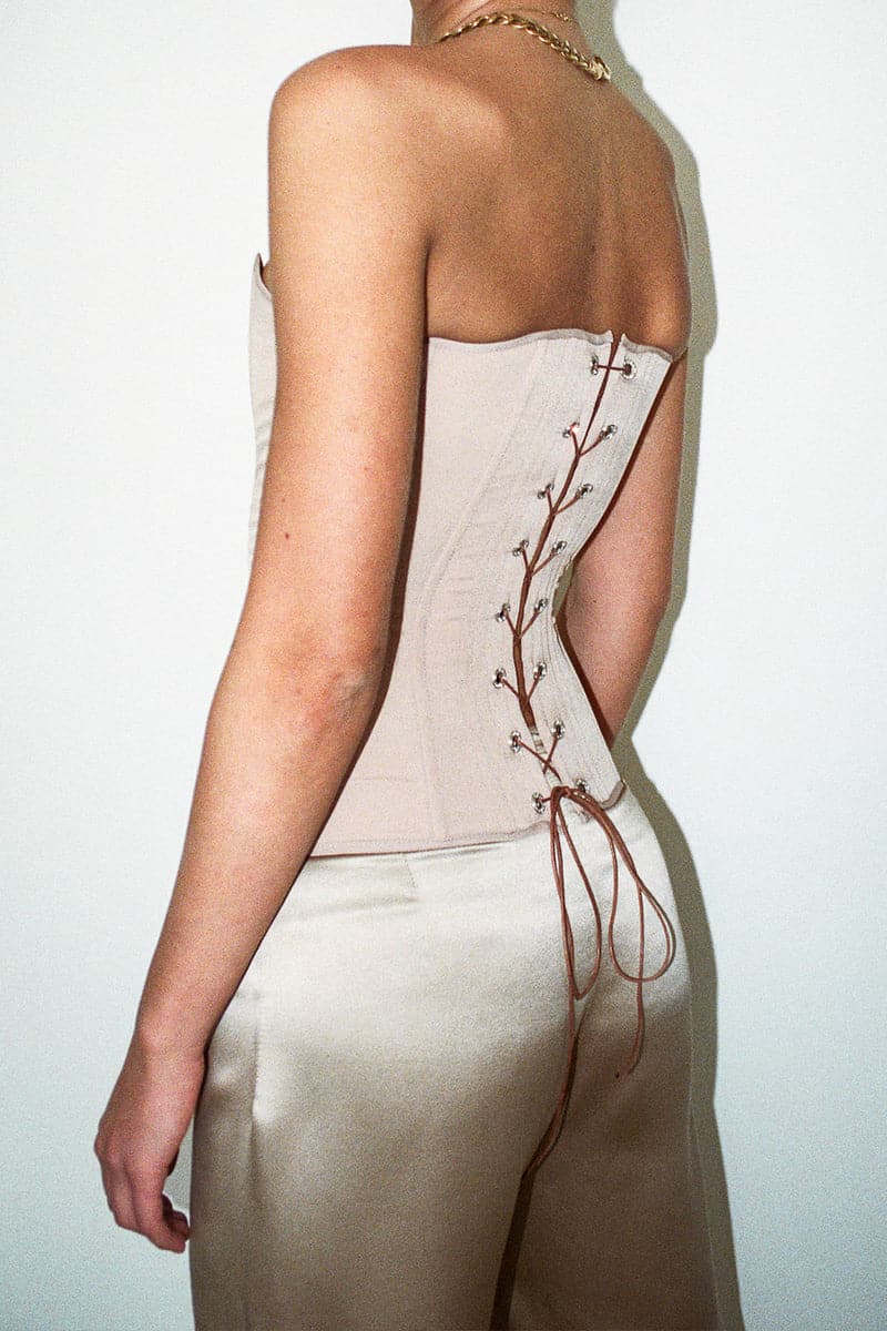 VICTORIAN CORSET IN NUDE - Image 5